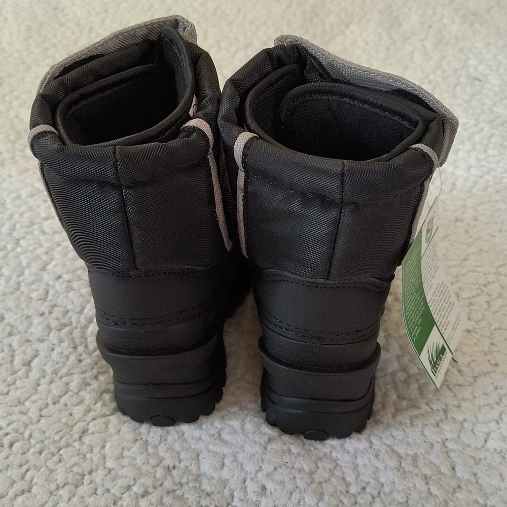 NWT Child's Gray/Black Itasca Snow Cat Winter Boots Size 6T